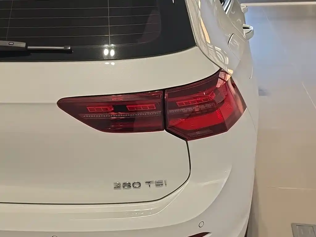 Volkswagen Golf — миниатюра 6