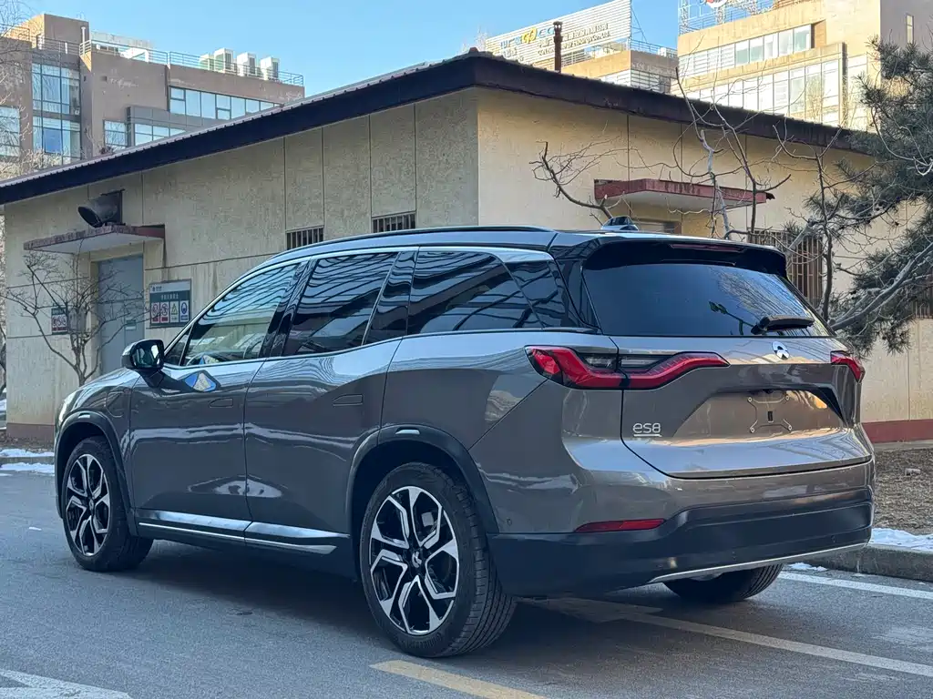 NIO NIO ES8