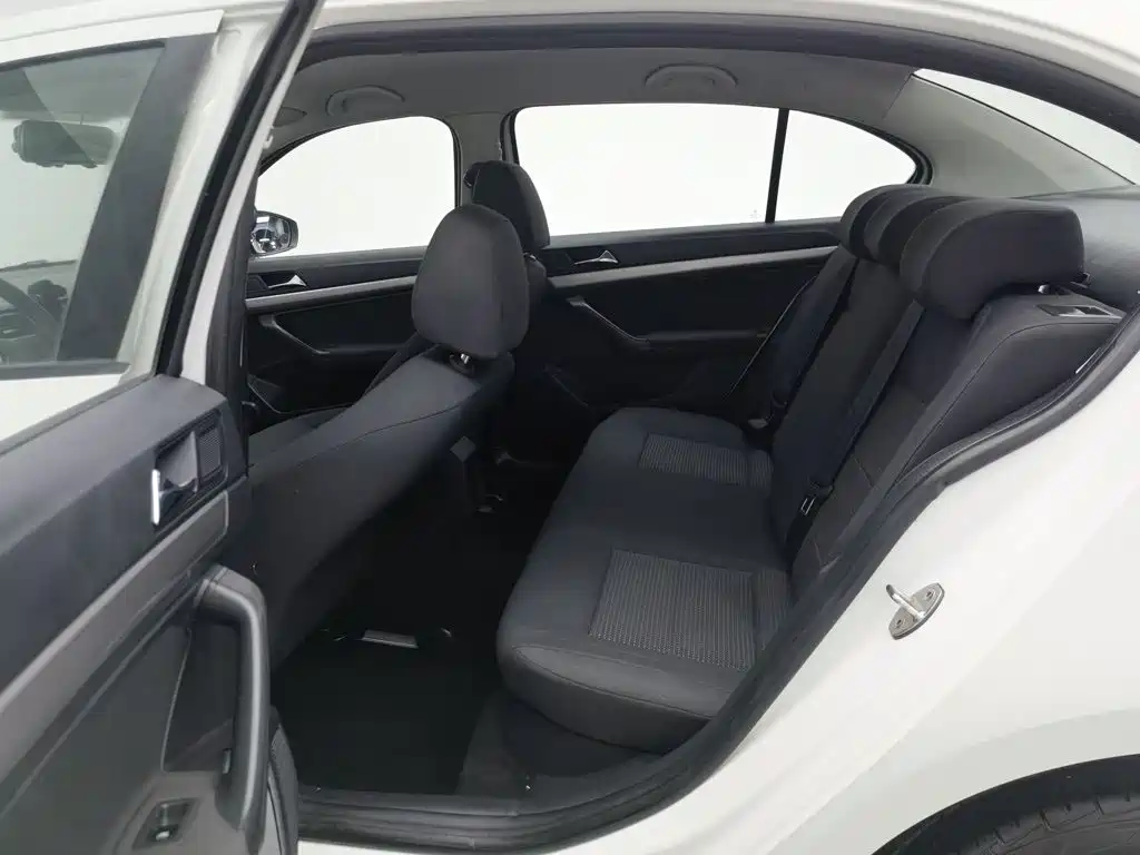 Volkswagen Lavida — миниатюра 15