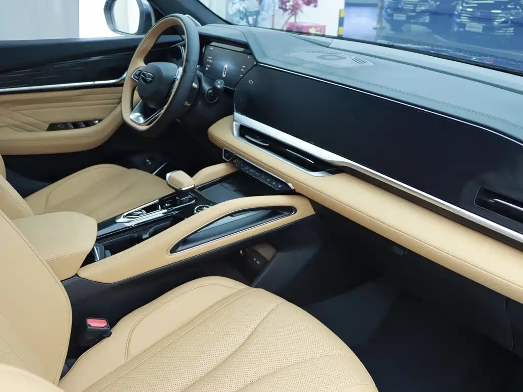 Geely Xingyue L — миниатюра 9