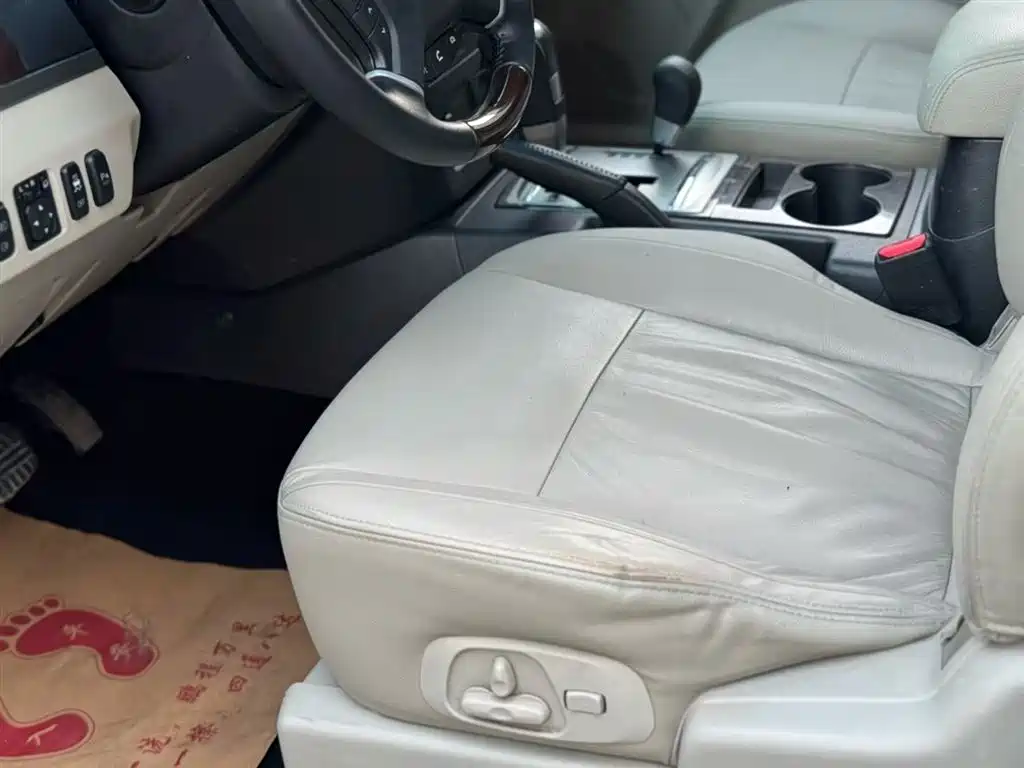 Mitsubishi V97 2019 3.8L AT