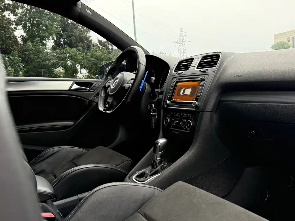Volkswagen Golf (Import) — миниатюра 5