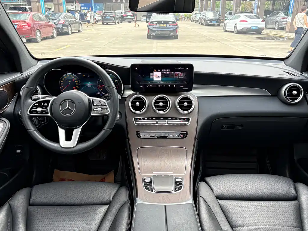 Mercedes-Benz GLC 2020 GLC 300 L 4MATIC