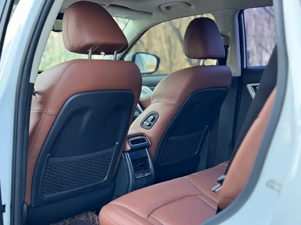 GEELY AUTOMOBILE BOYUE