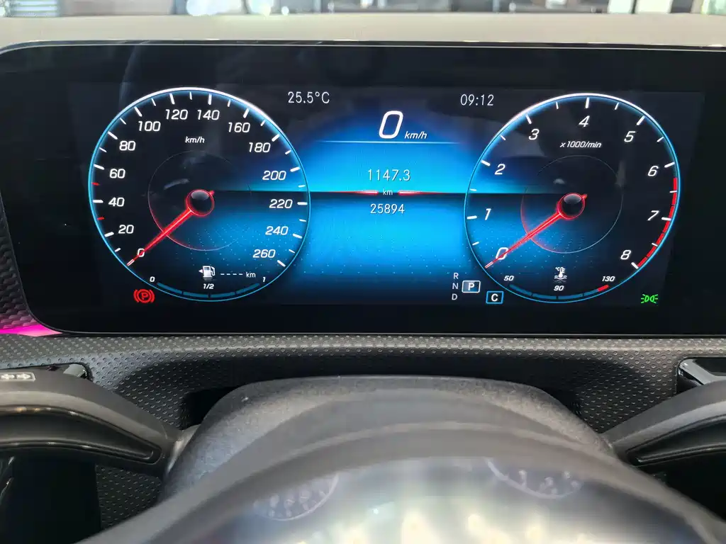 Mercedes-Benz A-Class — миниатюра 6