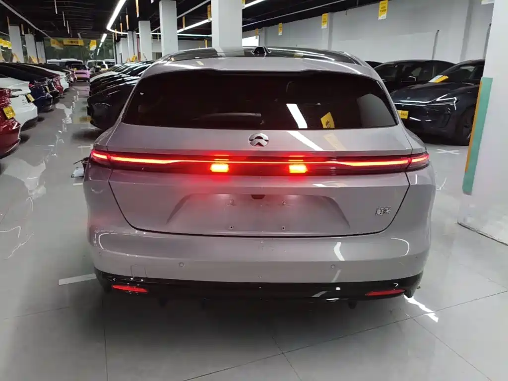 NIO ET5T 2025 75kWh Touring