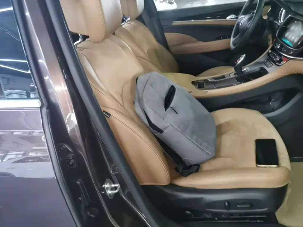 Buick LaCrosse — миниатюра 25