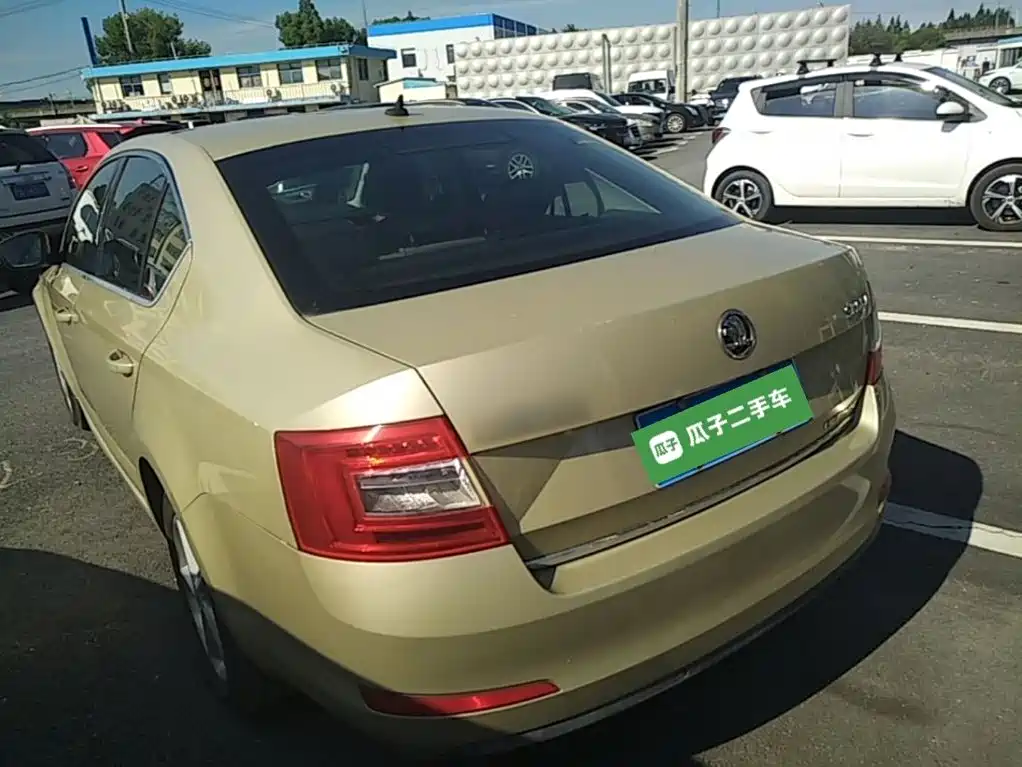 Skoda Octavia — миниатюра 5