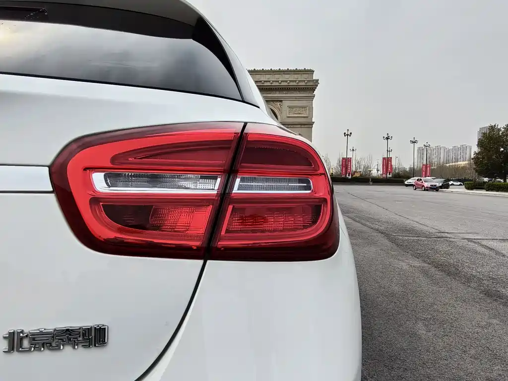 Mercedes-Benz GLA — миниатюра 7