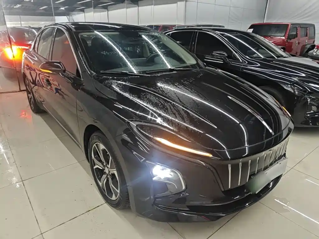 Hongqi Hongqi E-QM5 — миниатюра 4