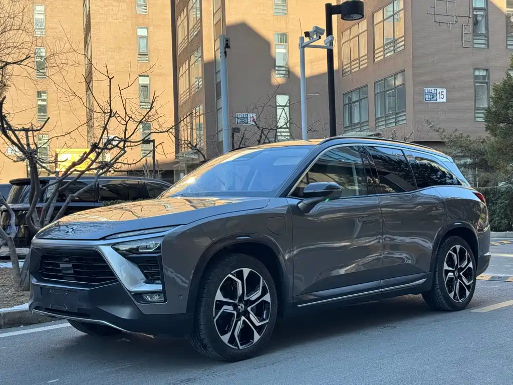 NIO NIO ES8