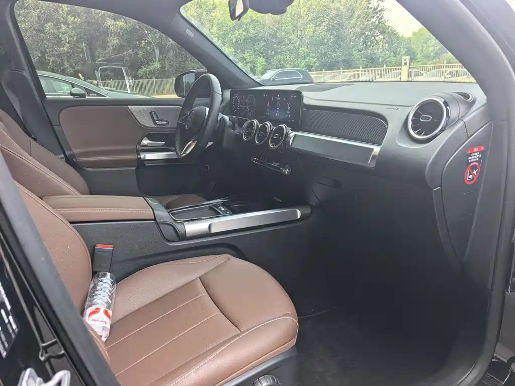 Mercedes-Benz GLB 2024 GLB 200