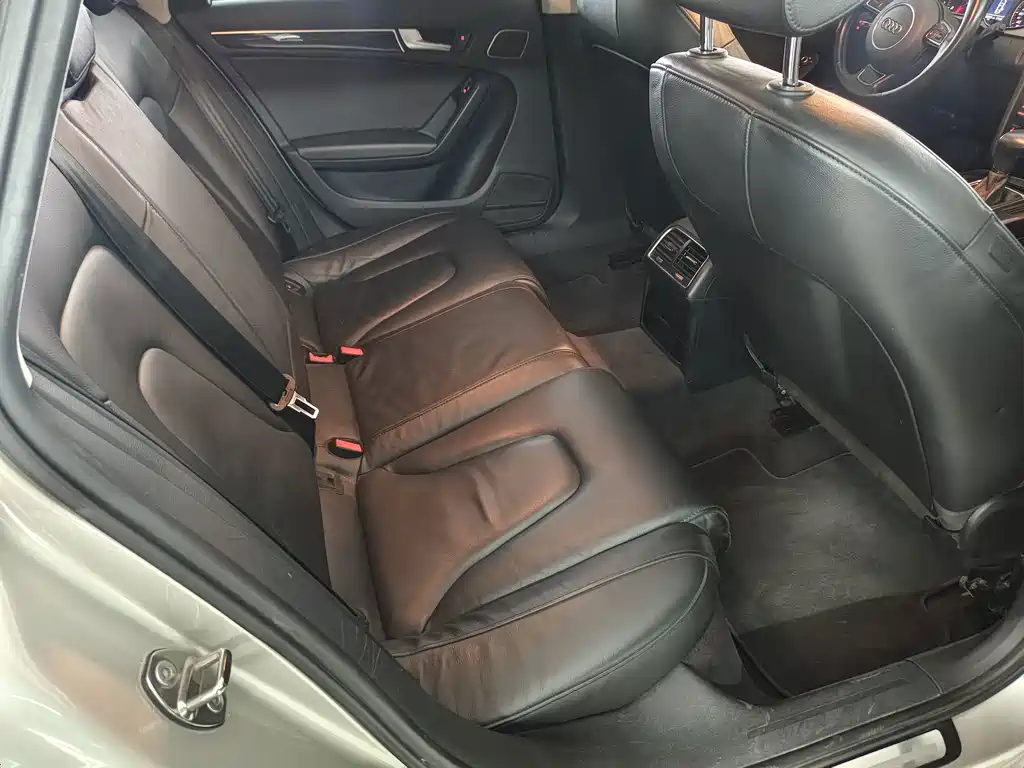 Audi A4L — миниатюра 6