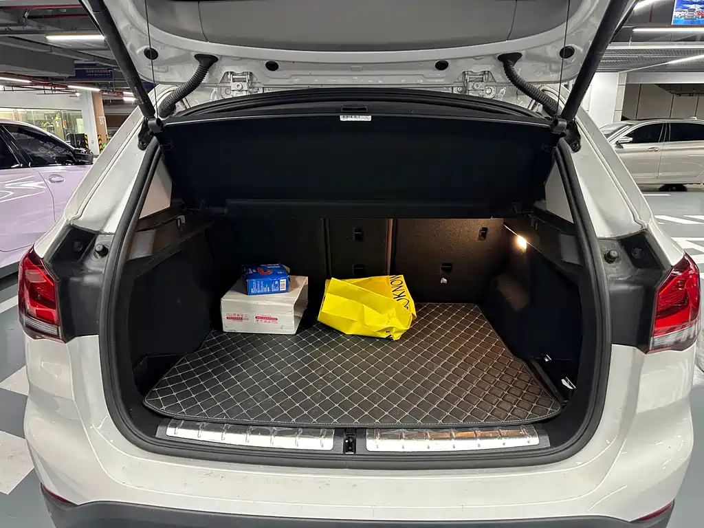 BMW X1 — миниатюра 15