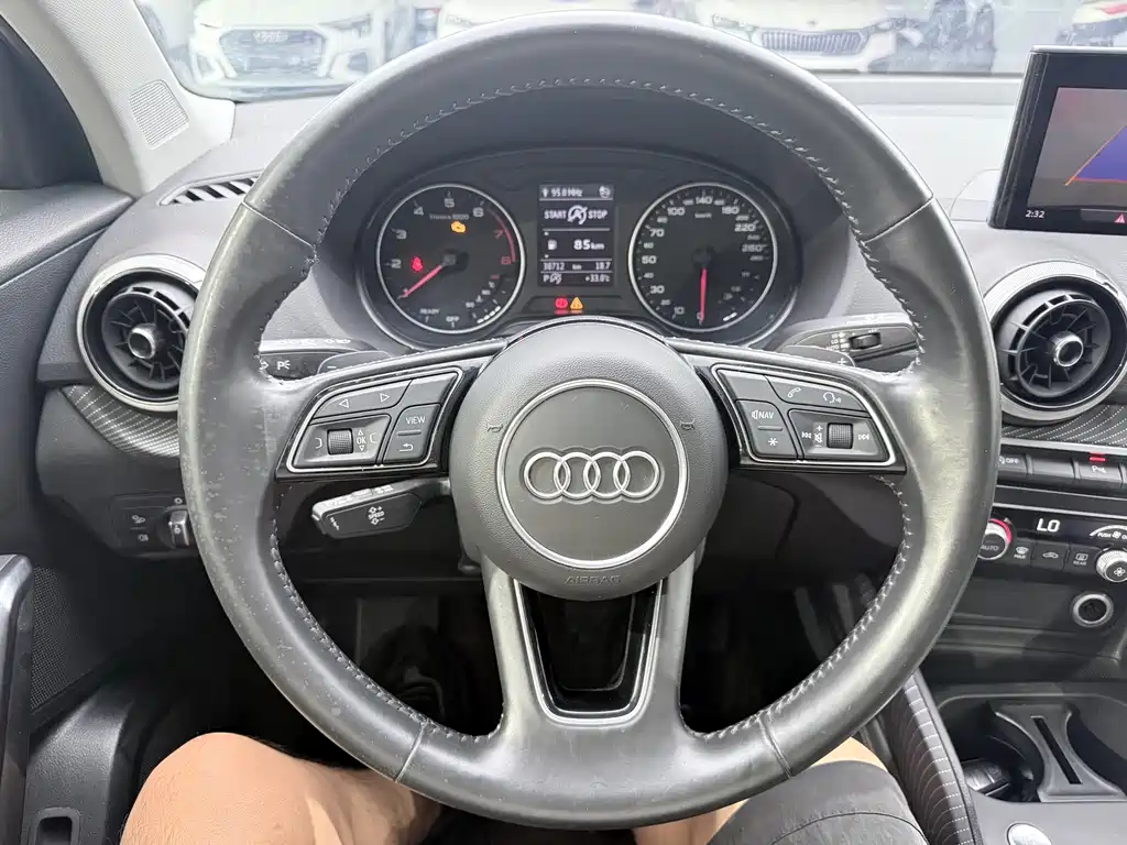 Audi Q2L — миниатюра 11