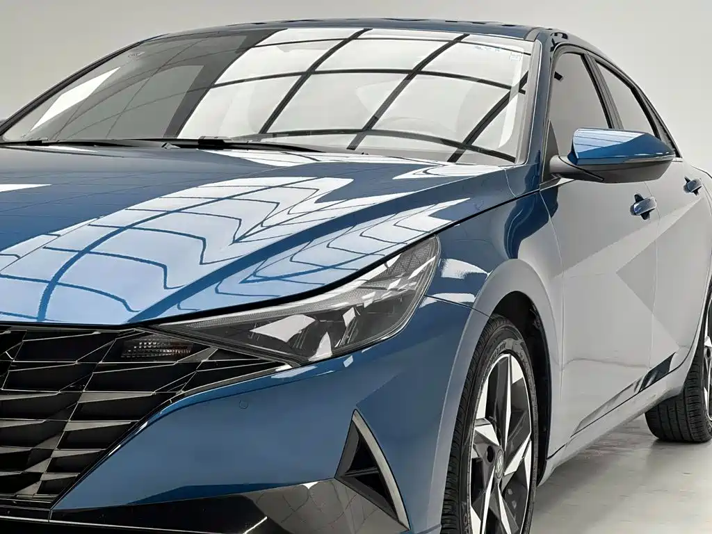 Hyundai Elantra — миниатюра 4