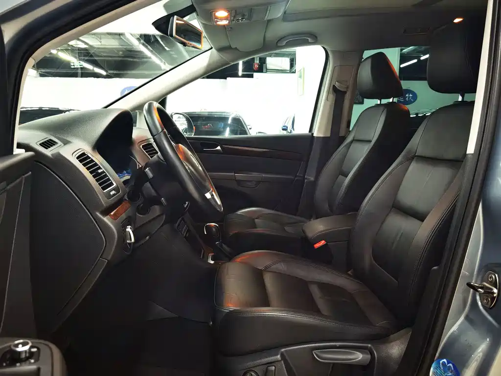 Volkswagen Sharan — миниатюра 8