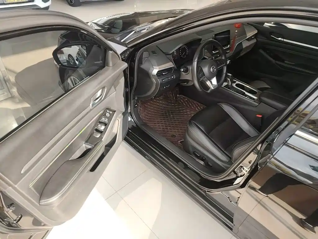 Nissan Teana — миниатюра 16