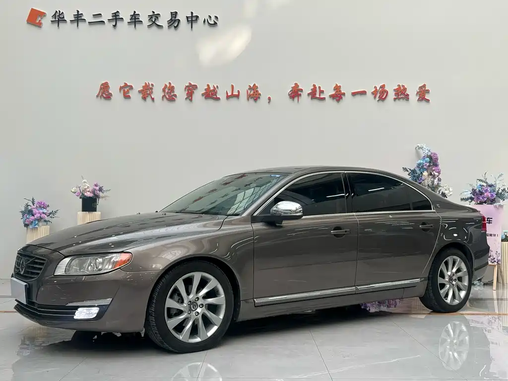 Volvo S80L 2016