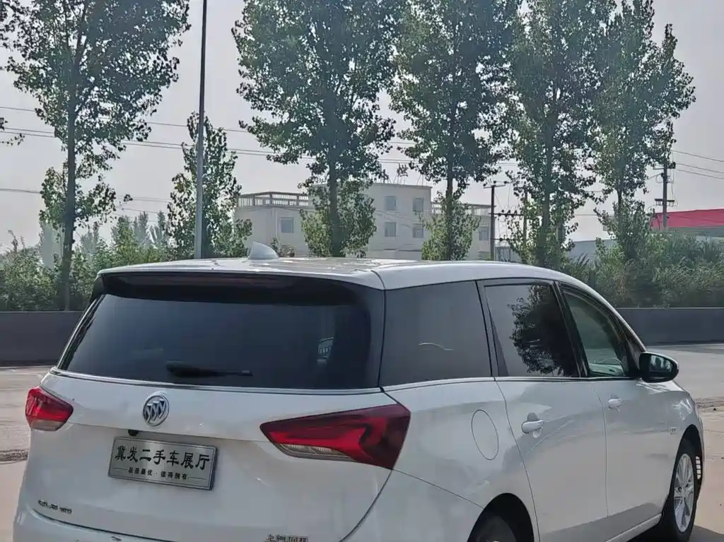 Buick GL6 — миниатюра 5