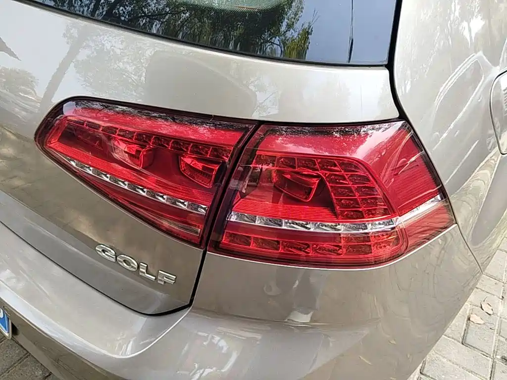 Volkswagen Golf — миниатюра 8