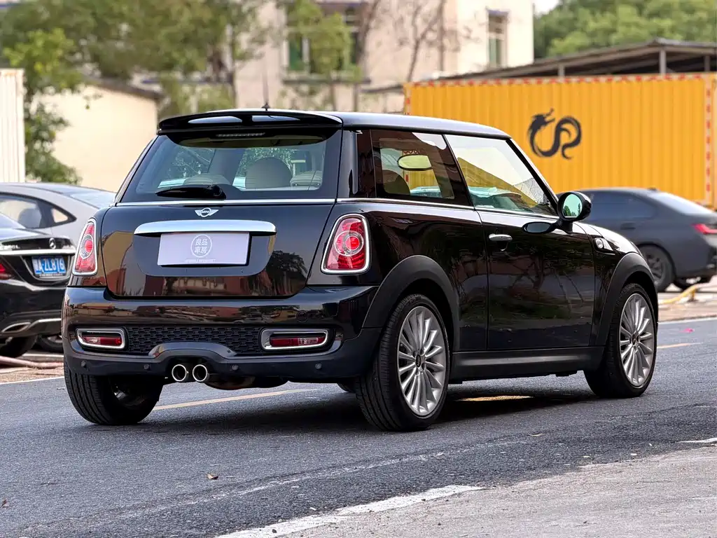 MINI Mini — миниатюра 6