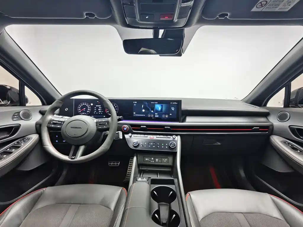 Hyundai Sonata — миниатюра 11
