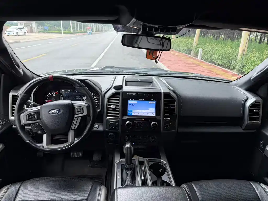 Ford F-150 Raptor — миниатюра 5
