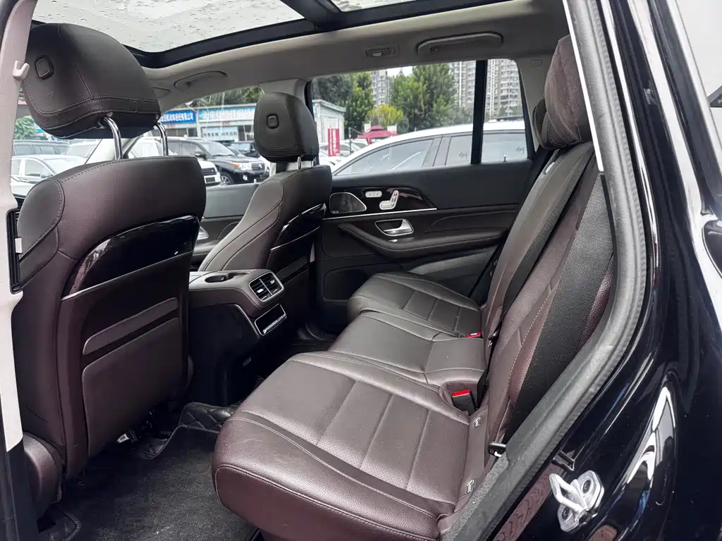 Mercedes-Benz GLS — миниатюра 5