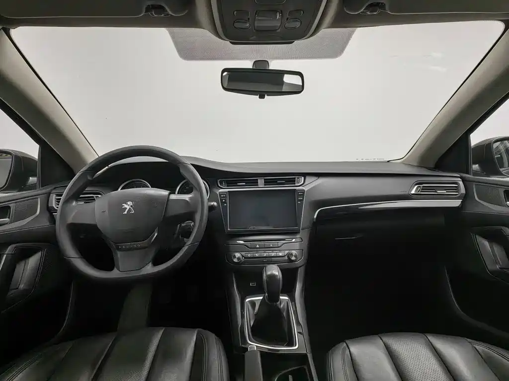 Peugeot 408 — миниатюра 5