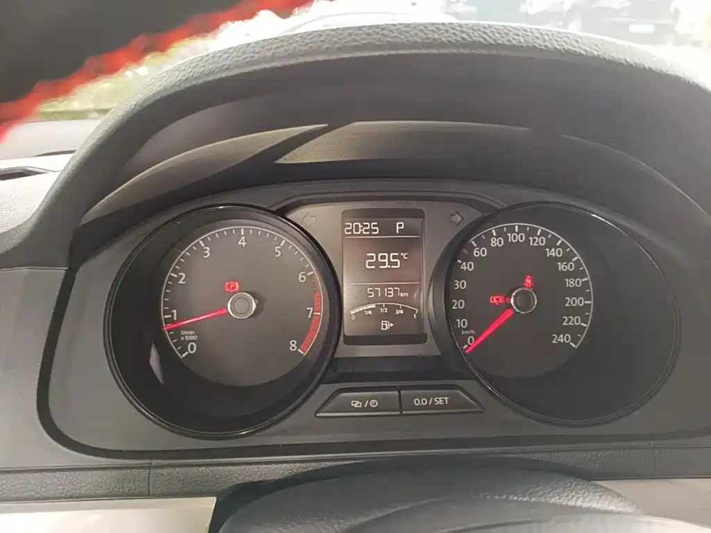 Volkswagen Lavida — миниатюра 12