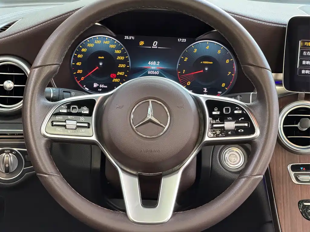 Mercedes-Benz GLC — миниатюра 6