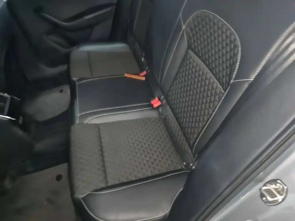 Skoda Superb — миниатюра 17