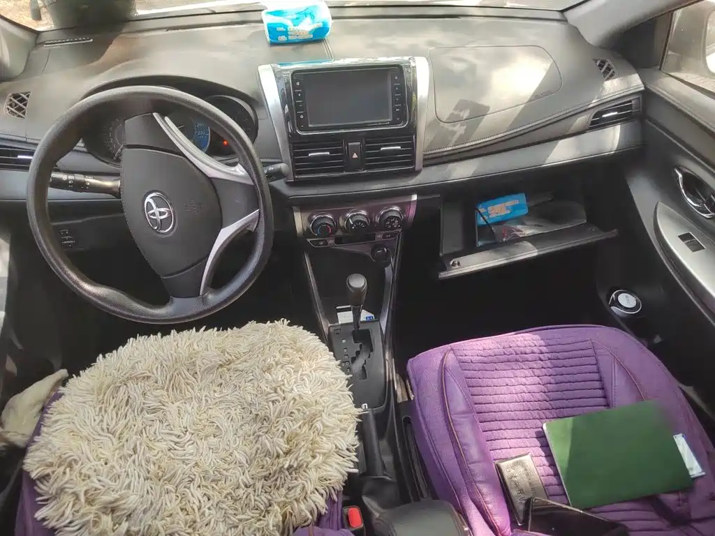 Toyota Yaris L — миниатюра 13