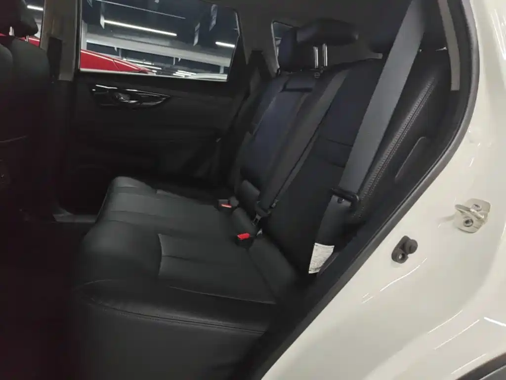 Nissan X-Trail — миниатюра 17