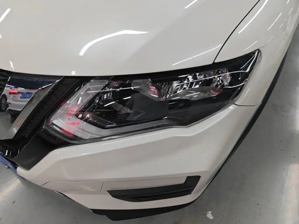 Nissan X-Trail — миниатюра 24