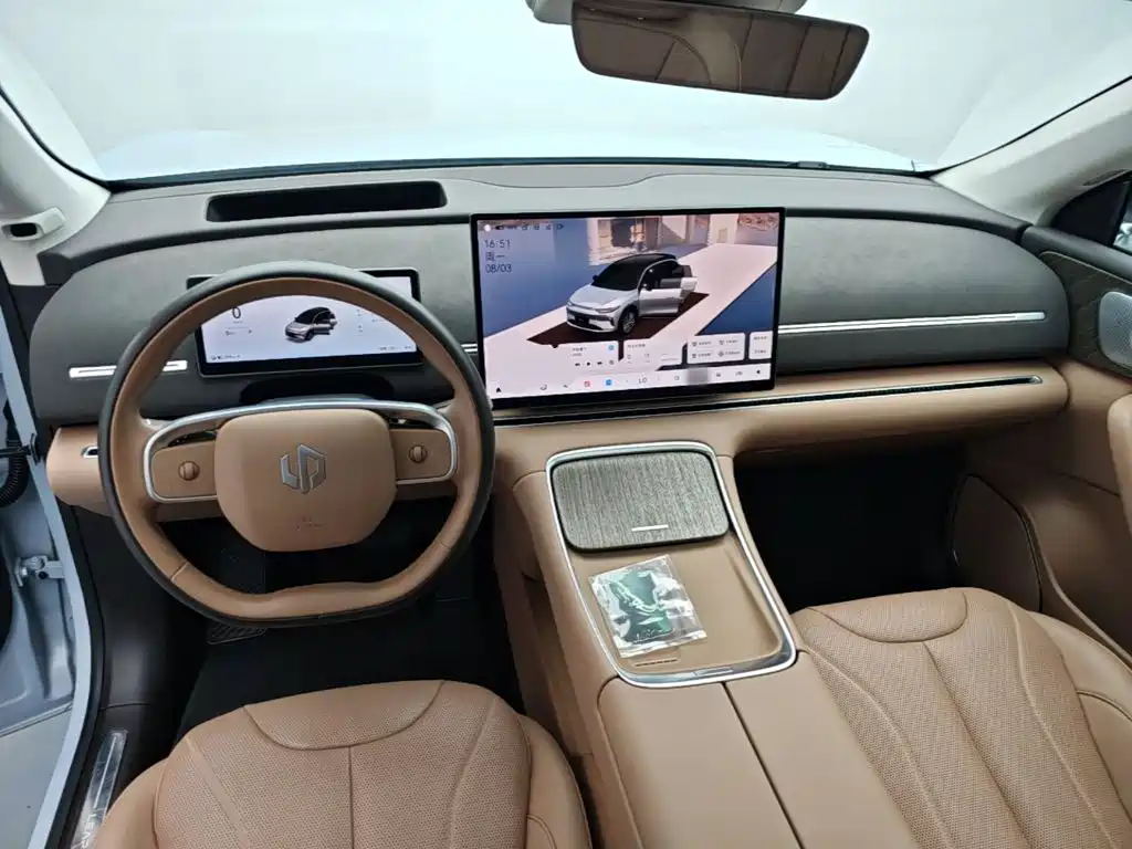 Leapmotor Leapmotor C11 — миниатюра 10