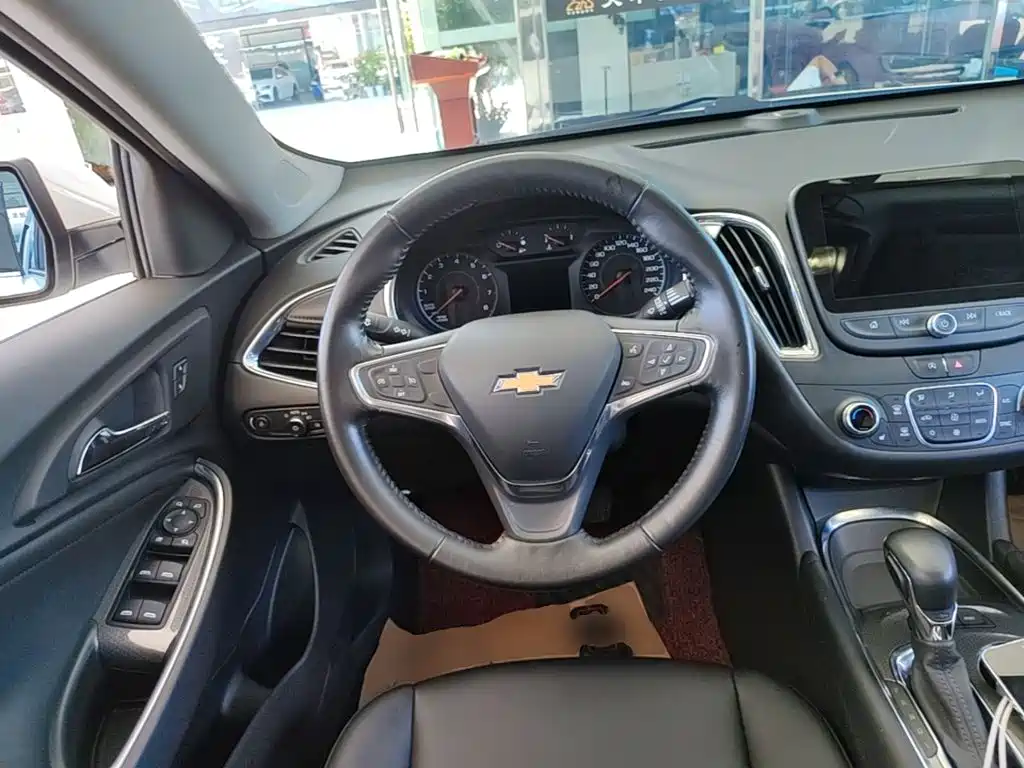 Chevrolet Malibu XL — миниатюра 11