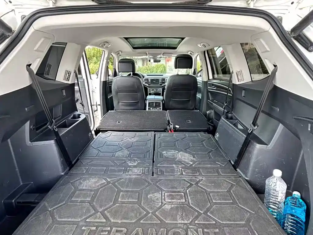 Volkswagen Teramont — миниатюра 8