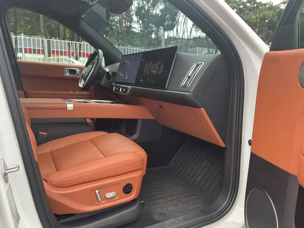 Li Auto Li L6 — миниатюра 11