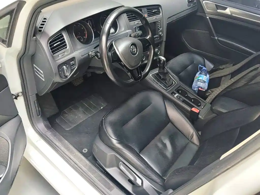 Volkswagen Golf — миниатюра 16
