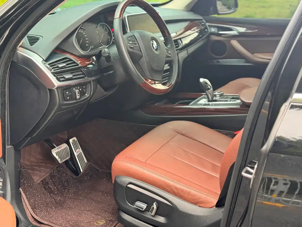 BMW X5 (Import) — миниатюра 13
