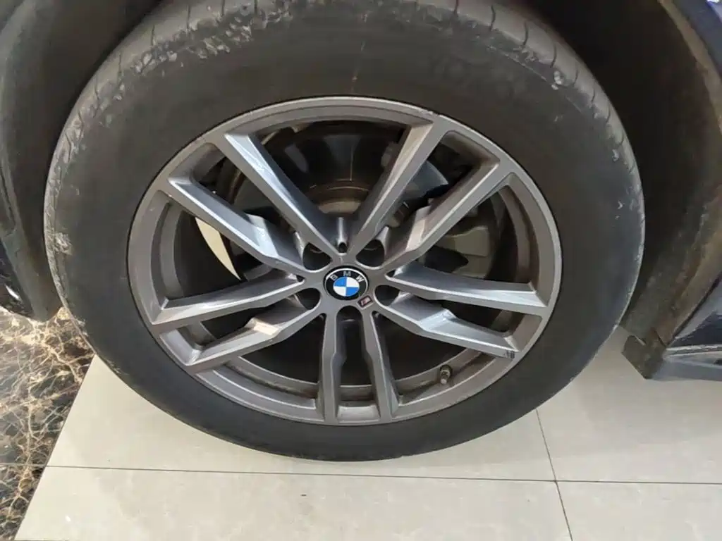 BMW X3 — миниатюра 23