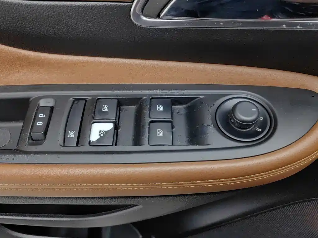 Buick Encore — миниатюра 9