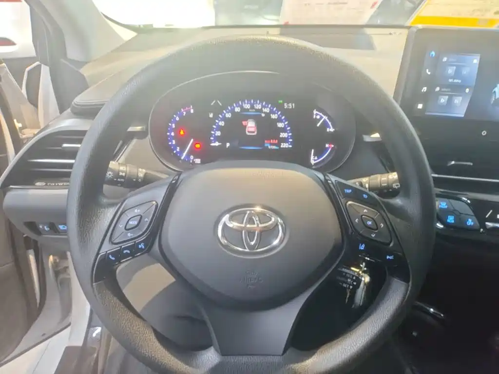 Toyota IZOA — миниатюра 11