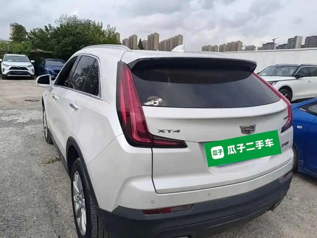 Cadillac XT4 — миниатюра 5