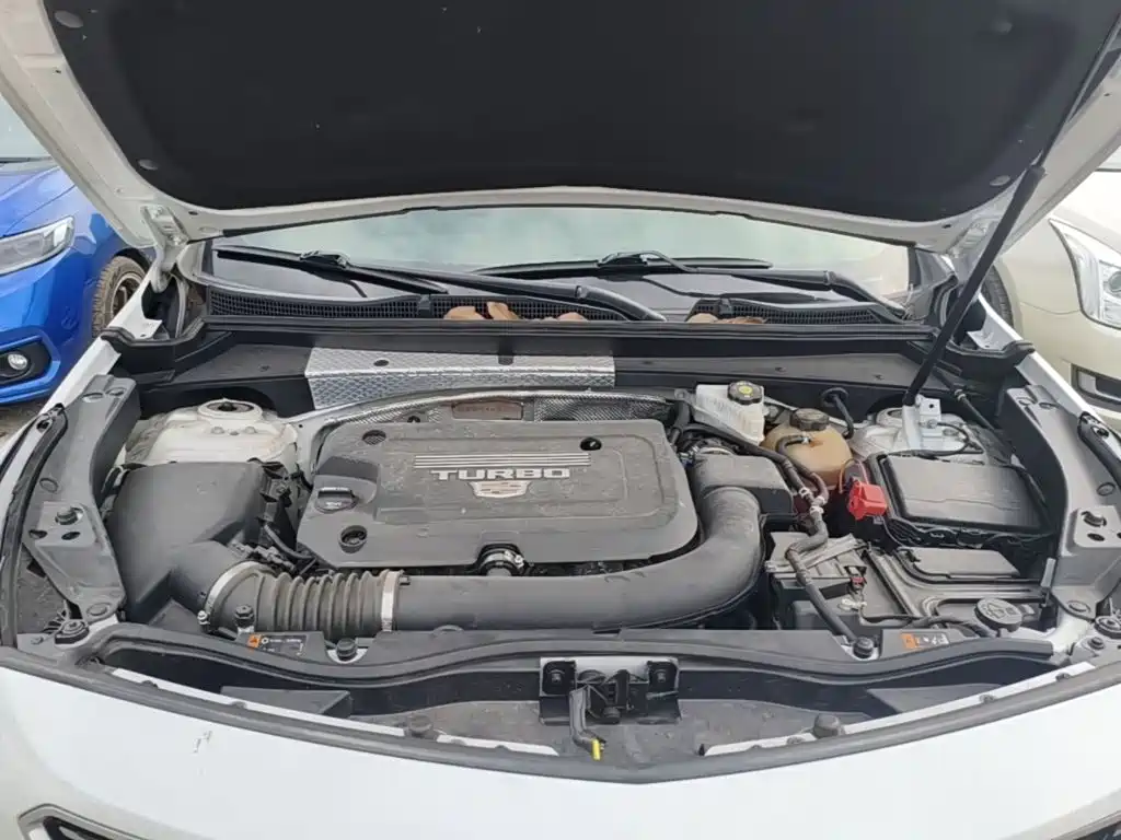 Cadillac XT4 — миниатюра 20