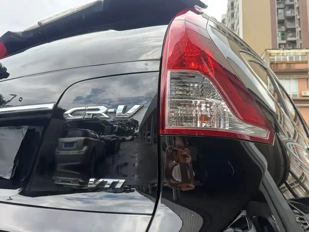 Honda CR-V 2.4L 4WD Luxury Edition, фото 13