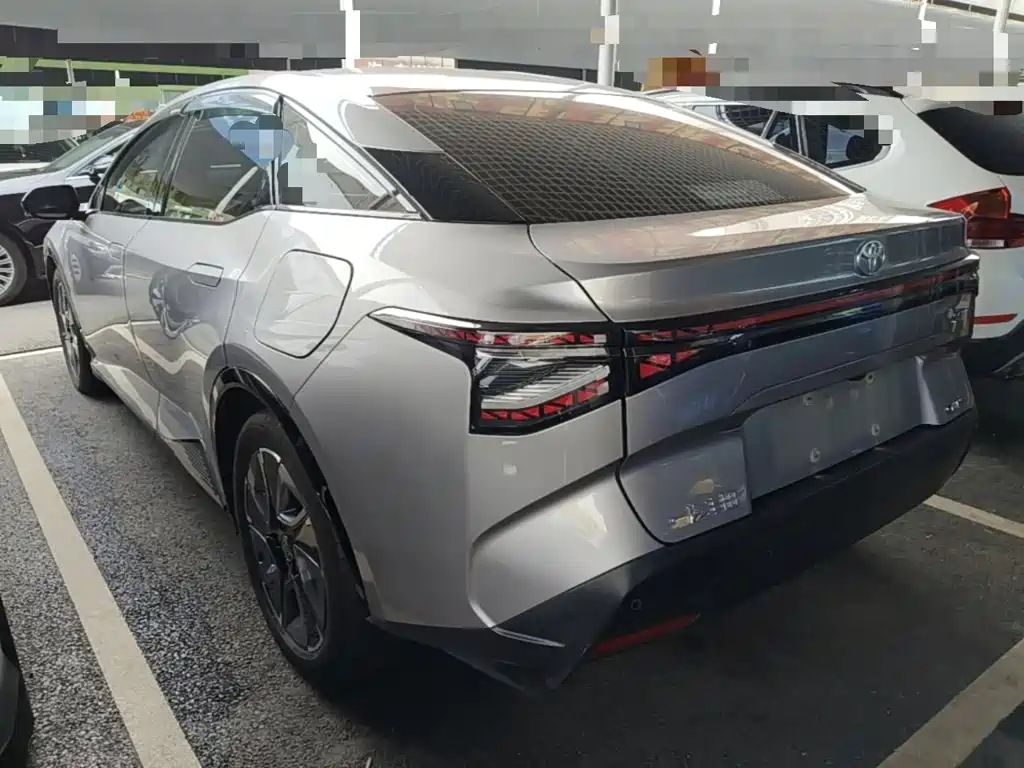 Toyota bZ3 — миниатюра 5