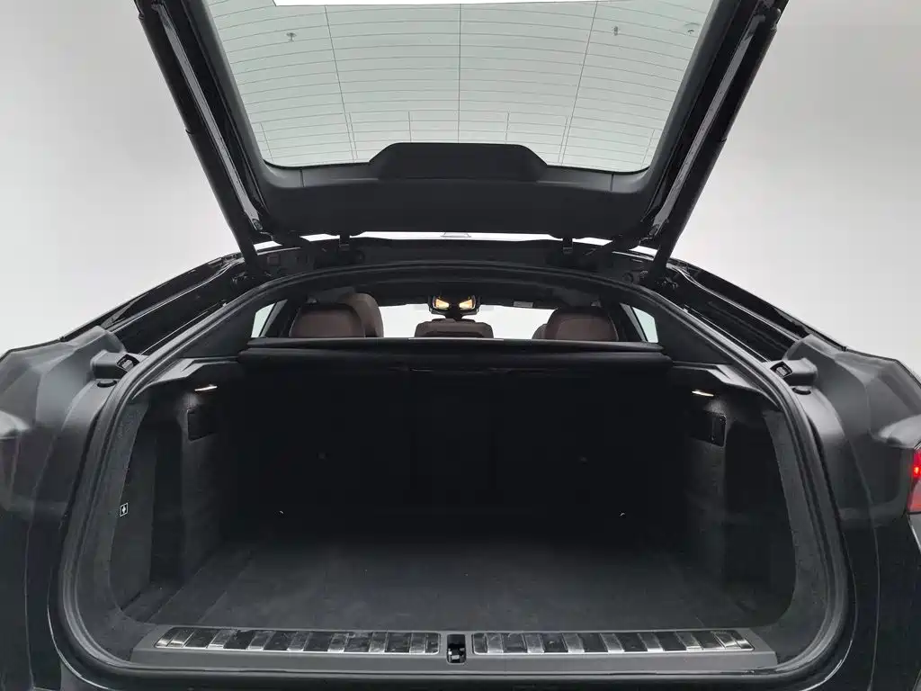 BMW X6 — миниатюра 16